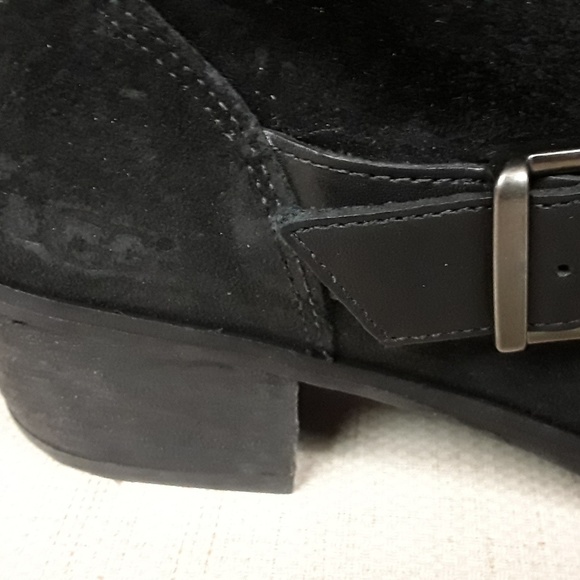 UGG Black Wright Belted Ankle Boots 9.5 Boho - Picture 6 of 8